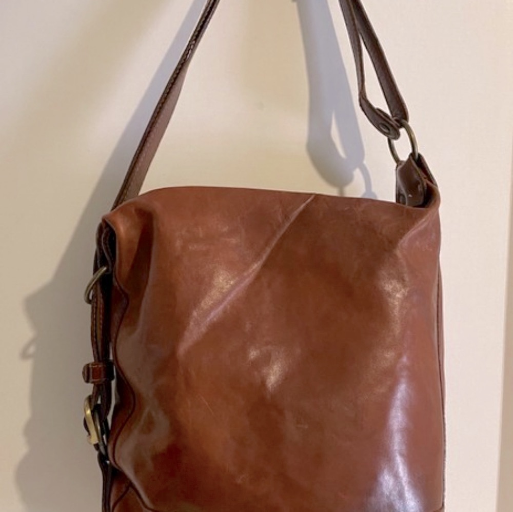 I Medici Firenze Leather Shoulder Bag 12"L x 7"W x 13